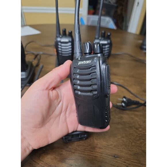 Pxton Walkie Talkie Long Range Two-Way Radio, 6 Walkie Talkie & 4 Charging Stand - Picture 16 of 16